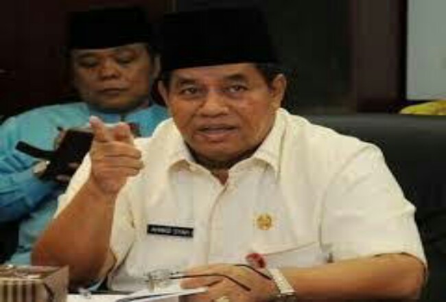 Asisten I Setdaprov Riau Ahmad Syah Harrofie